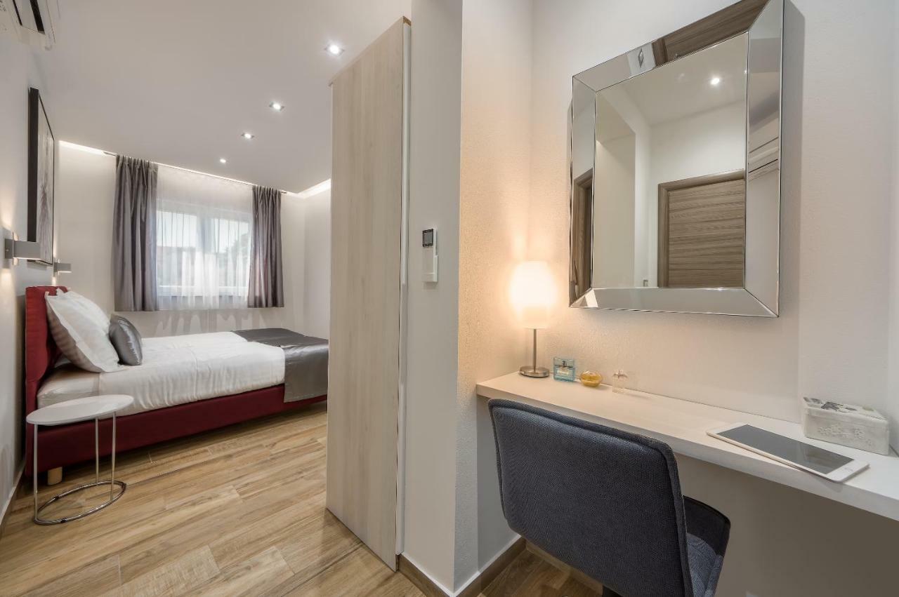 Viras Luxury Holiday Pola Esterno foto