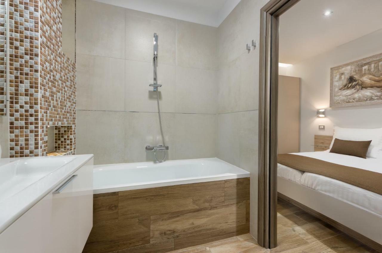 Viras Luxury Holiday Pola Esterno foto